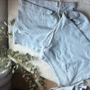 Light Blue shorts /Brandy Melville🍓